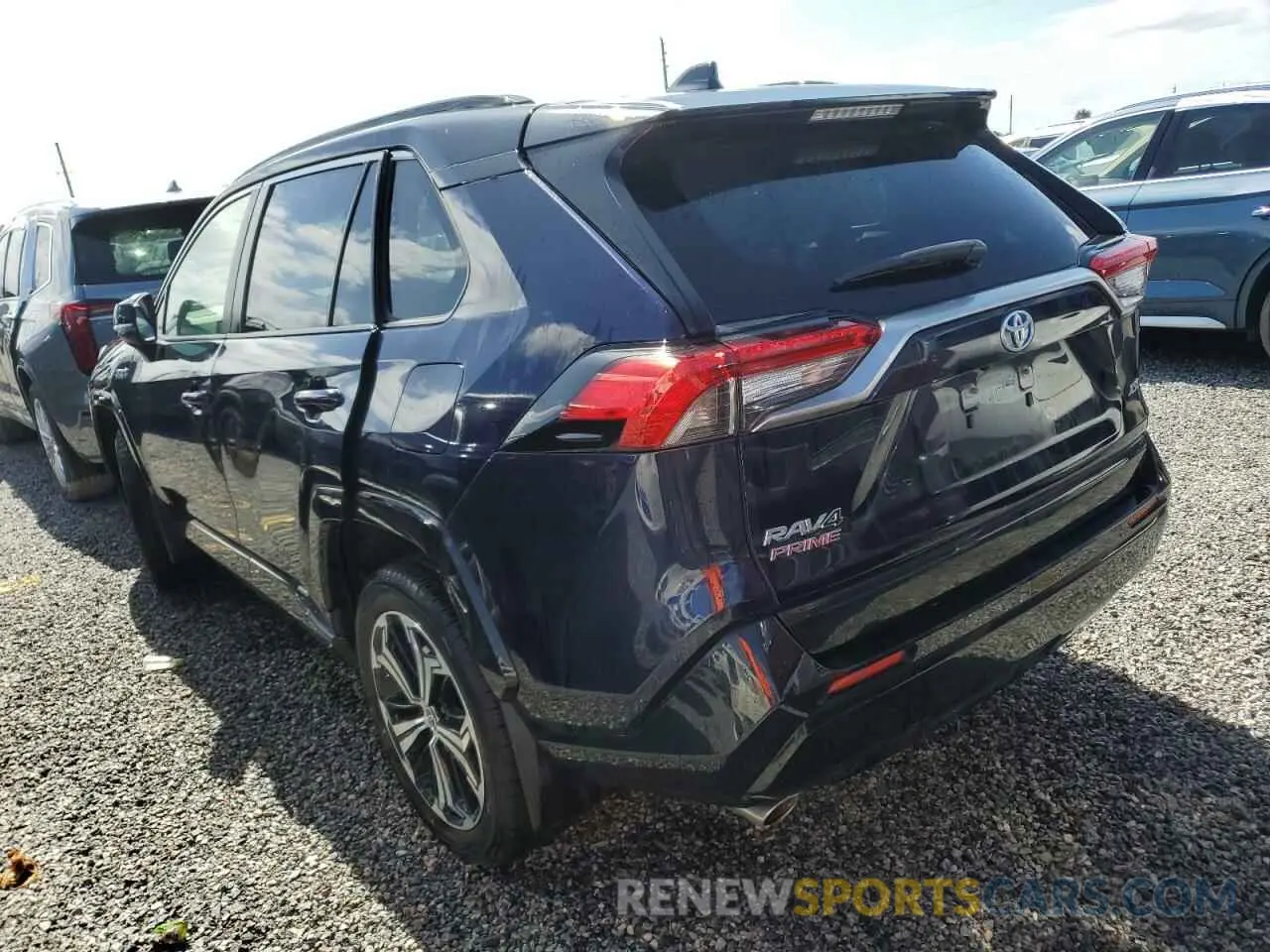 2 Photograph of a damaged car JTMEB3FV0ND079819 TOYOTA RAV4 2022