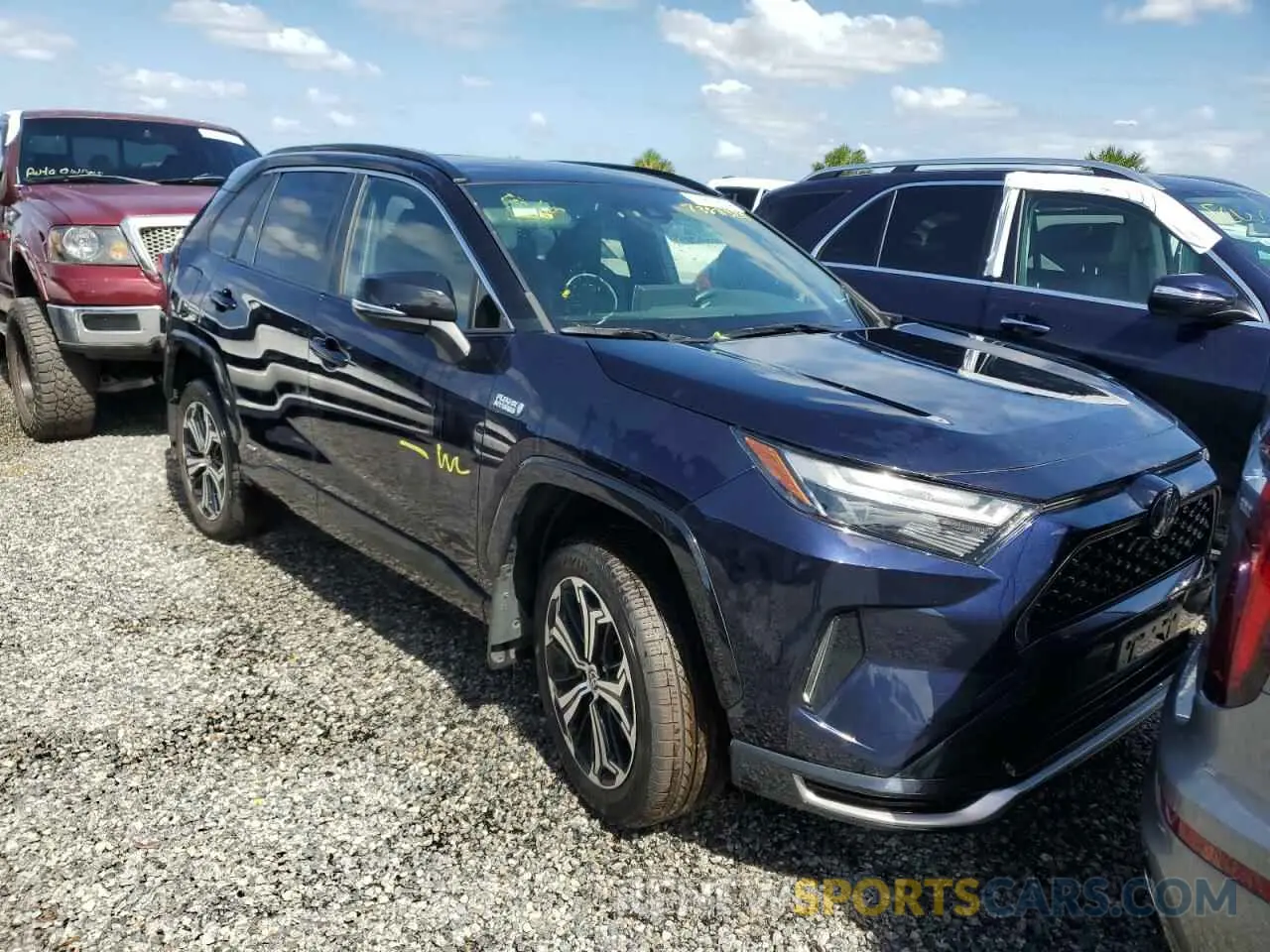 5 Photograph of a damaged car JTMEB3FV0ND079819 TOYOTA RAV4 2022