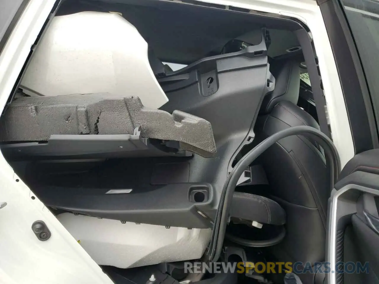 11 Photograph of a damaged car JTMEB3FV0ND082266 TOYOTA RAV4 2022