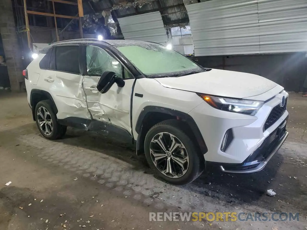 4 Photograph of a damaged car JTMEB3FV0ND089833 TOYOTA RAV4 2022