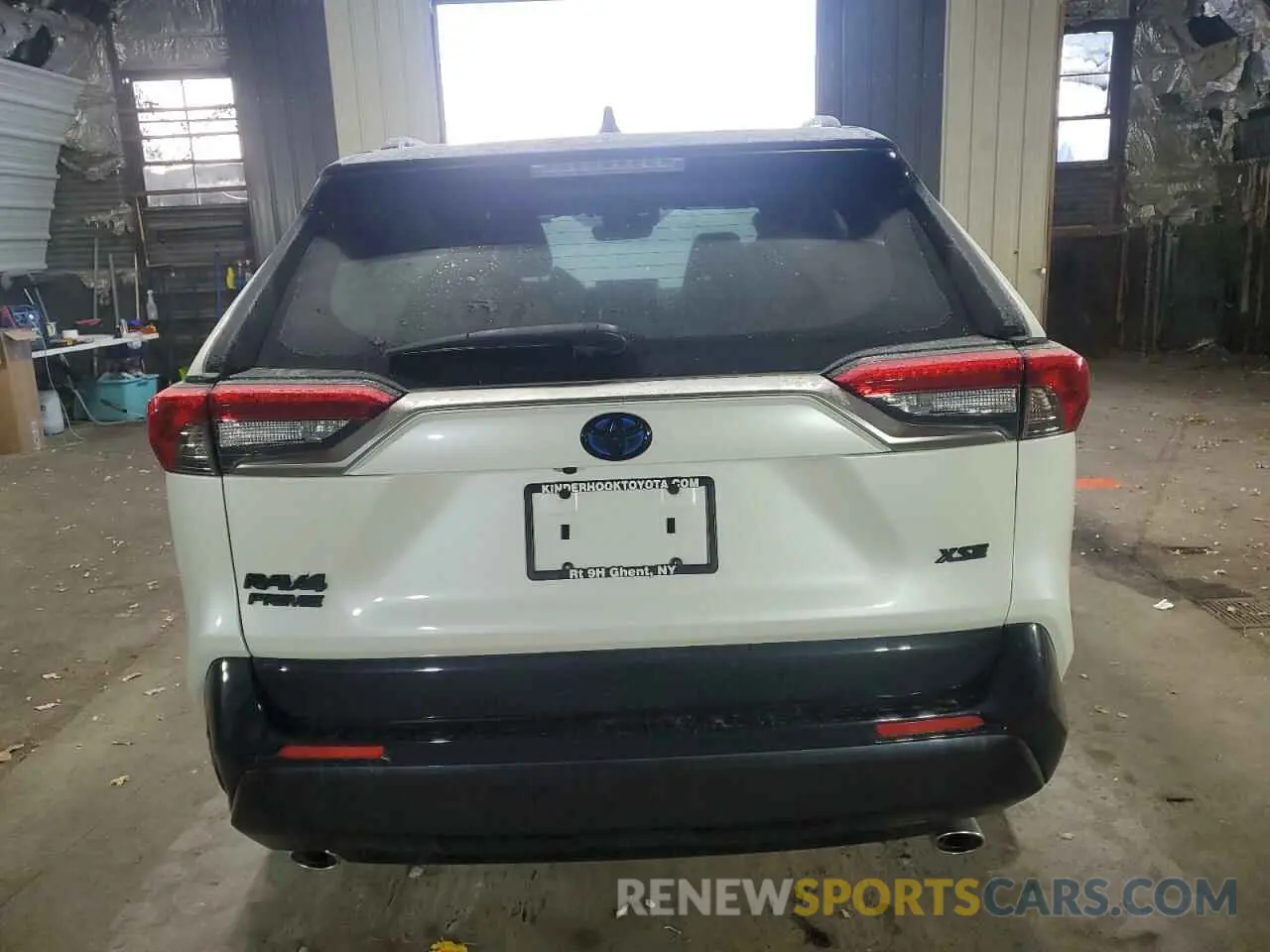 6 Photograph of a damaged car JTMEB3FV0ND089833 TOYOTA RAV4 2022