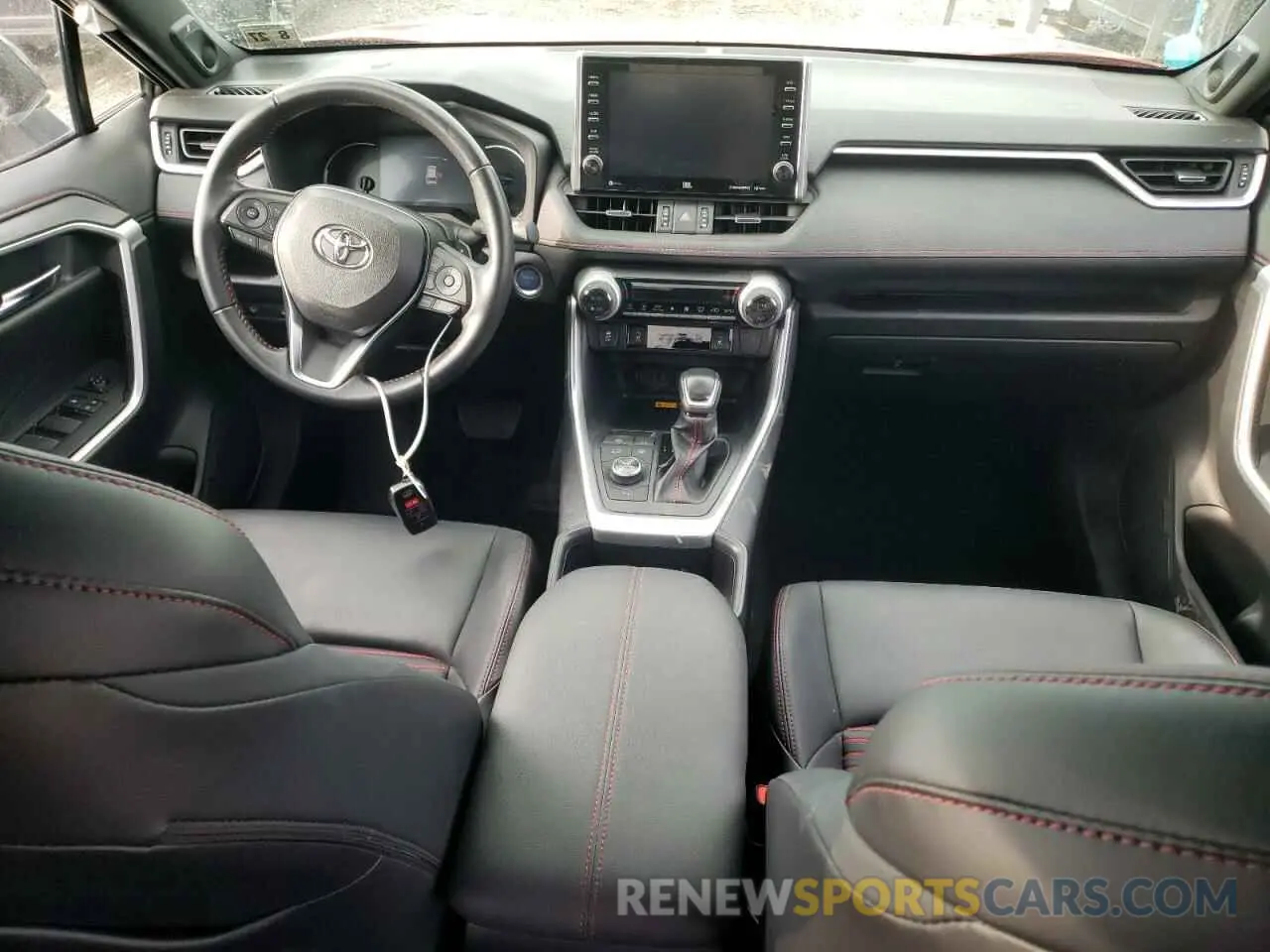 8 Photograph of a damaged car JTMEB3FV5ND097653 TOYOTA RAV4 2022