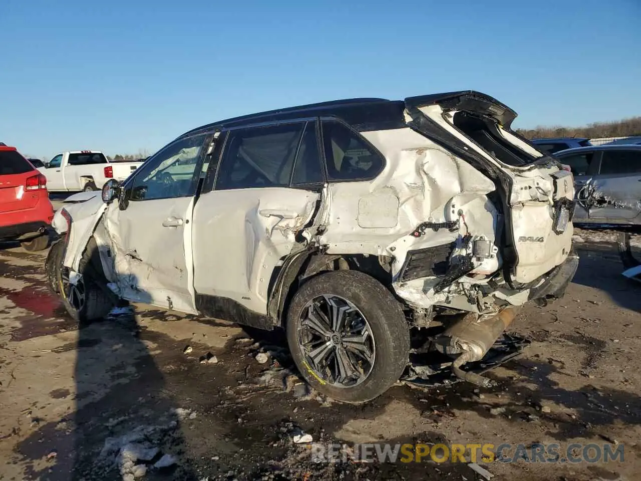 2 Photograph of a damaged car JTMEB3FV5ND098219 TOYOTA RAV4 2022