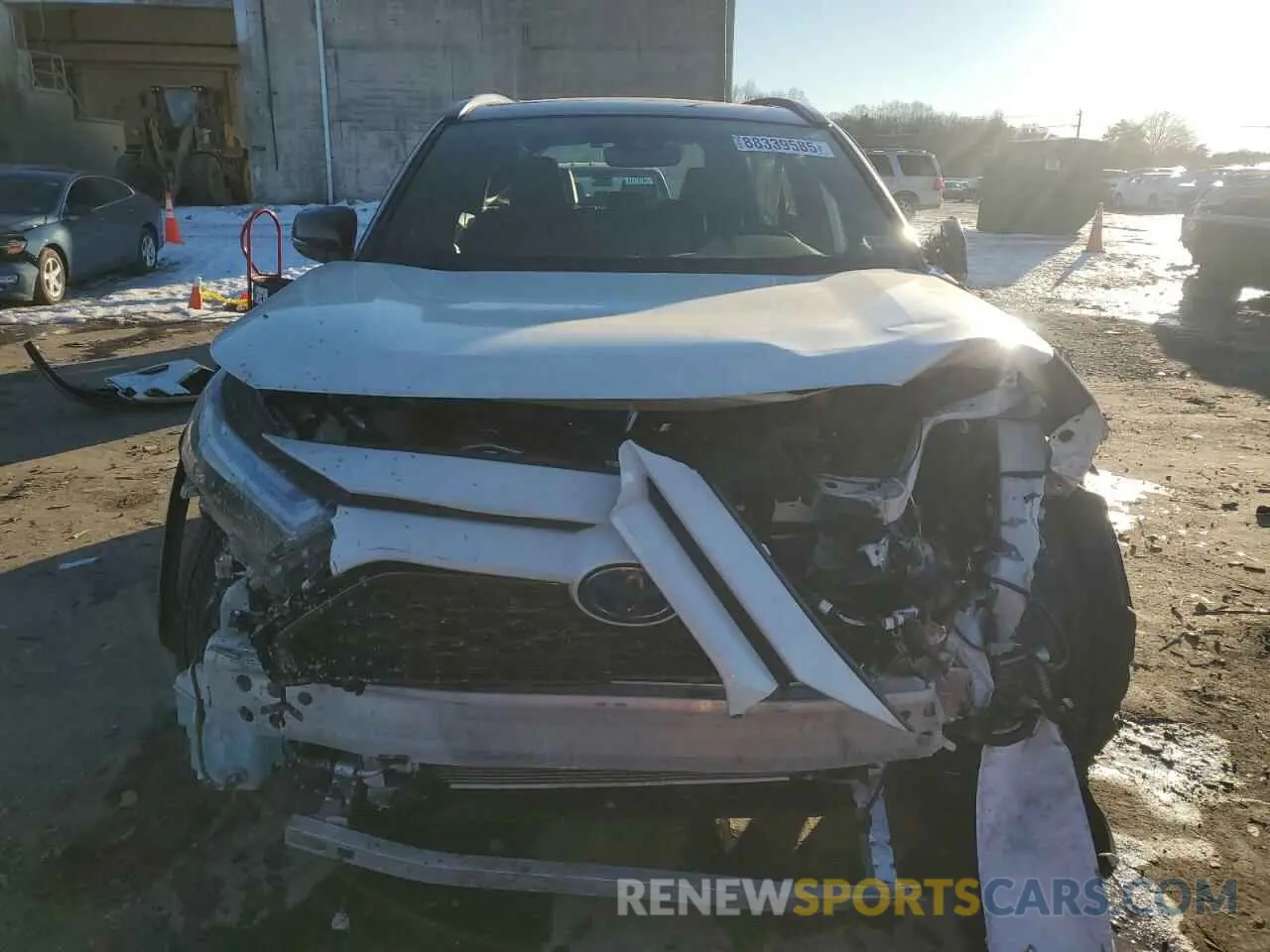 5 Photograph of a damaged car JTMEB3FV5ND098219 TOYOTA RAV4 2022