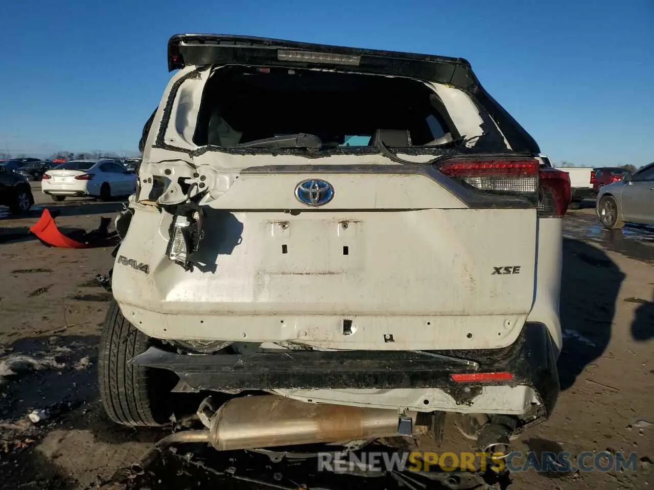 6 Photograph of a damaged car JTMEB3FV5ND098219 TOYOTA RAV4 2022