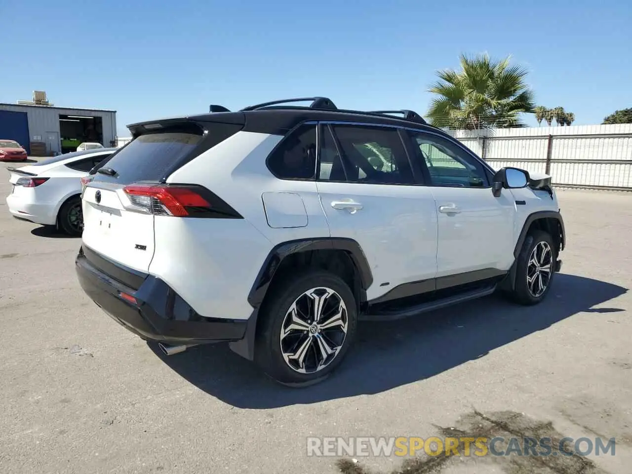 3 Photograph of a damaged car JTMEB3FV9ND106726 TOYOTA RAV4 2022