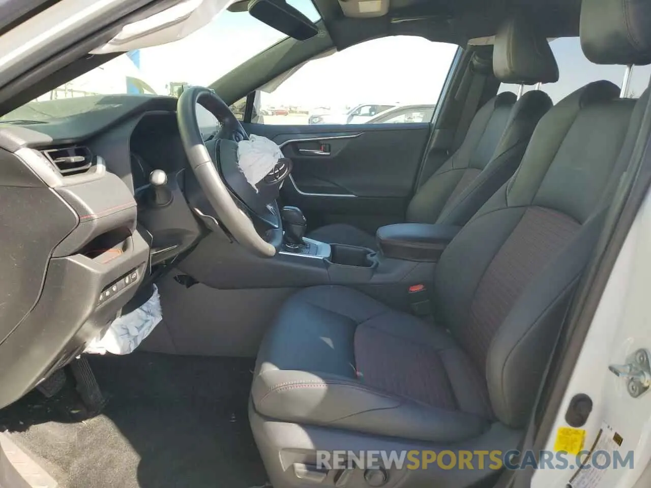 7 Photograph of a damaged car JTMEB3FV9ND106726 TOYOTA RAV4 2022