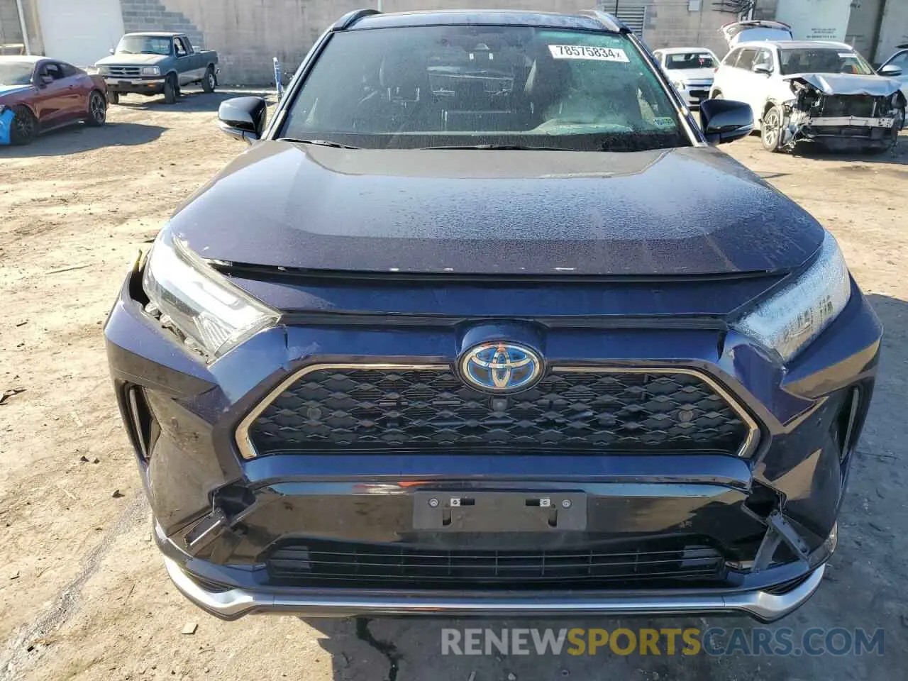 5 Photograph of a damaged car JTMFB3FV8ND095514 TOYOTA RAV4 2022