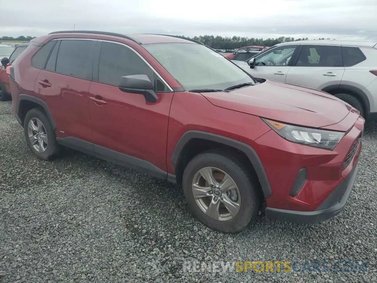 4 Photograph of a damaged car JTMLWRFV0ND159152 TOYOTA RAV4 2022