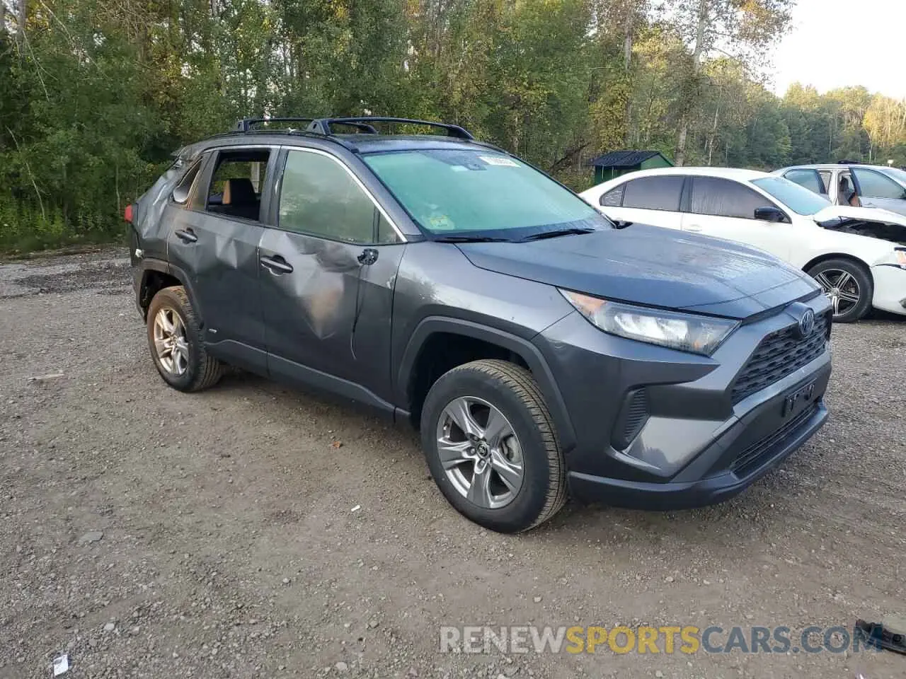 4 Photograph of a damaged car JTMLWRFV9ND151891 TOYOTA RAV4 2022