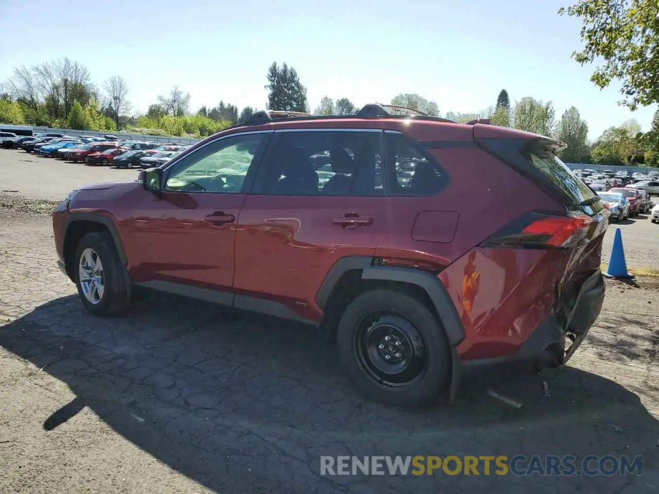 2 Photograph of a damaged car JTMMWRFV0ND151377 TOYOTA RAV4 2022