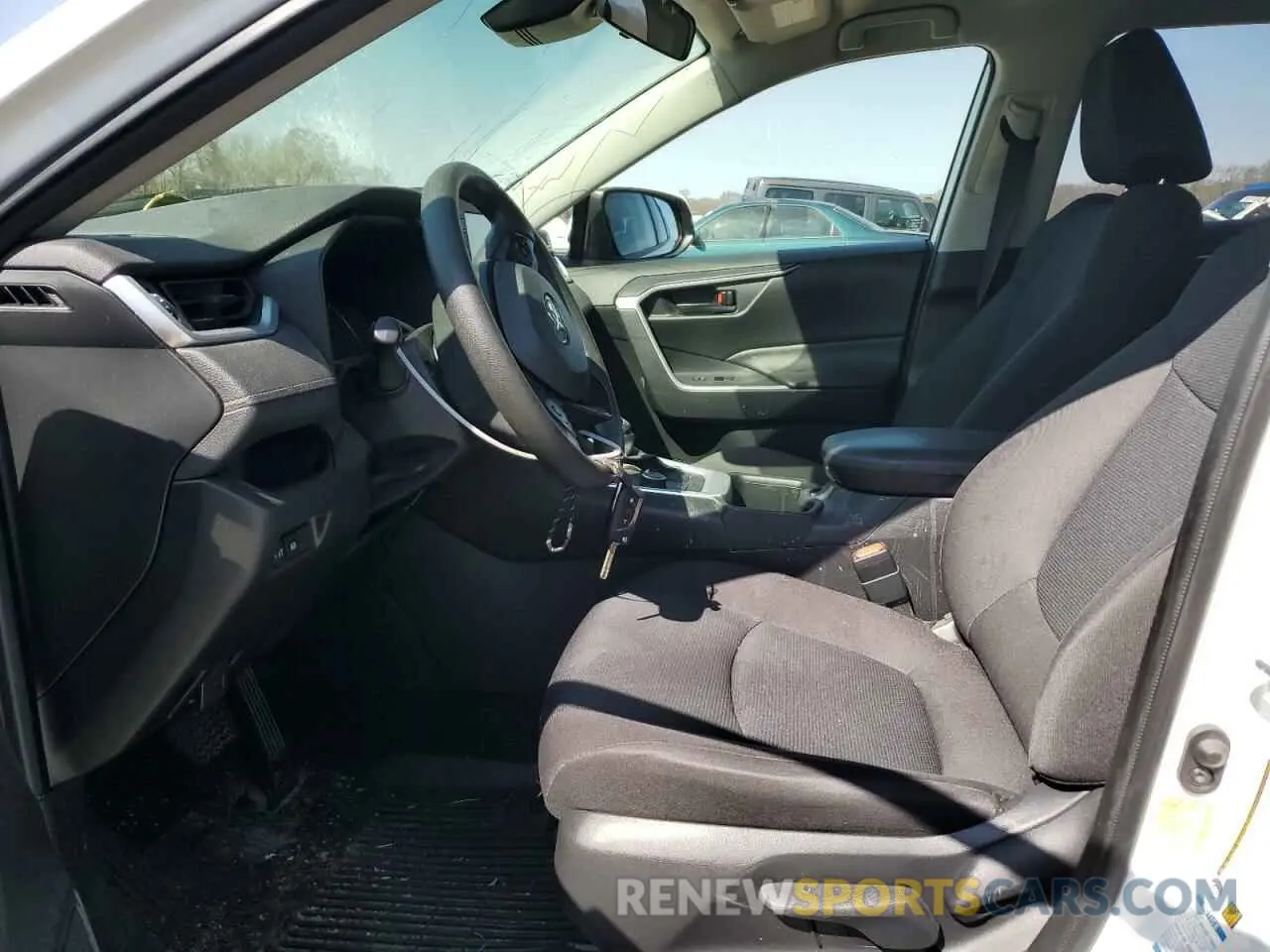 7 Photograph of a damaged car JTMMWRFV0ND162234 TOYOTA RAV4 2022