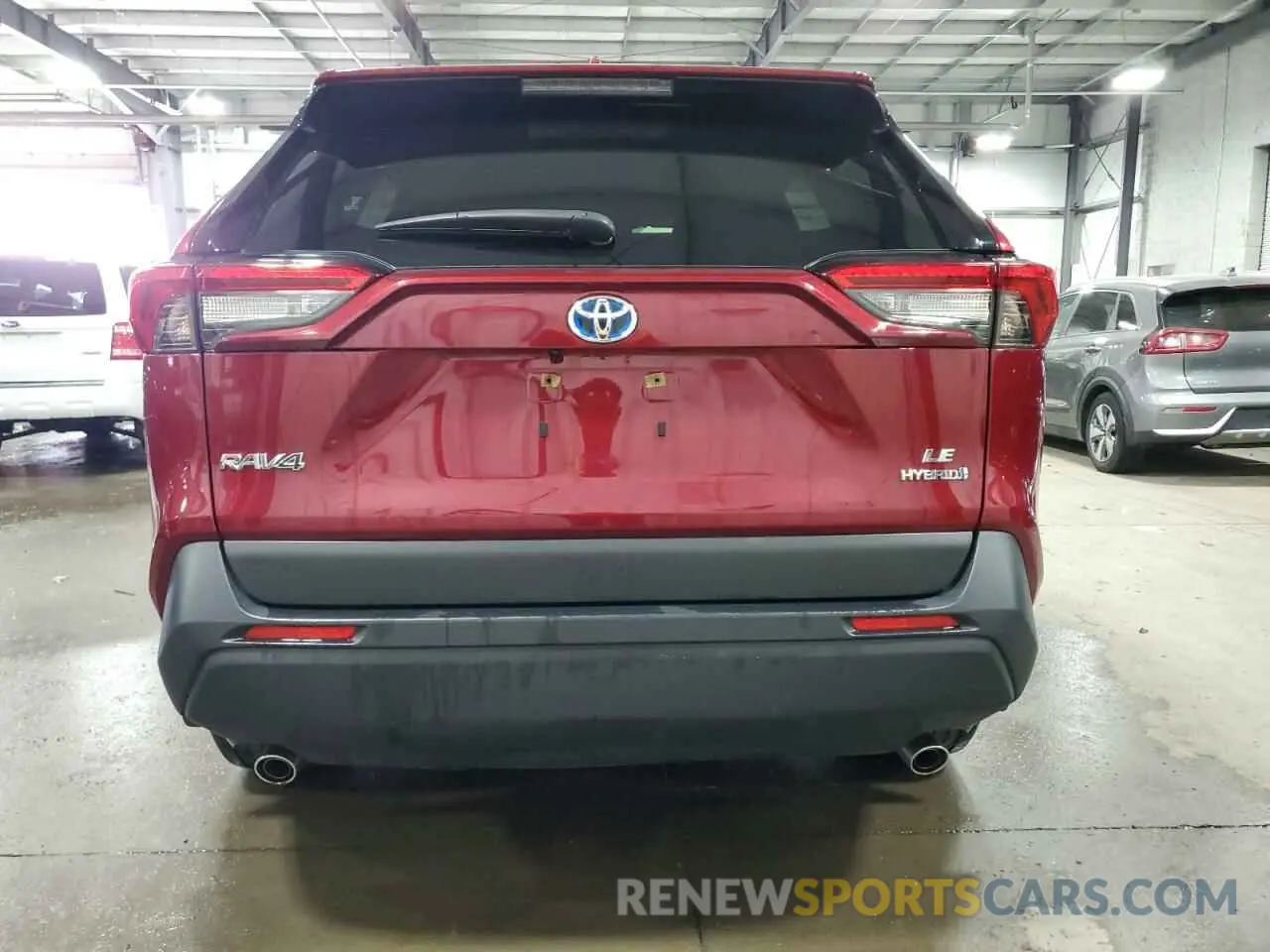 6 Photograph of a damaged car JTMMWRFV2ND154667 TOYOTA RAV4 2022