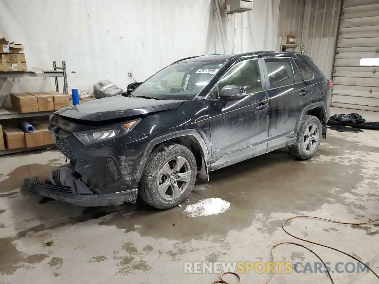 1 Photograph of a damaged car JTMMWRFV4ND163449 TOYOTA RAV4 2022