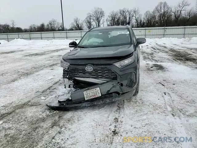 12 Photograph of a damaged car JTMMWRFV4ND163449 TOYOTA RAV4 2022