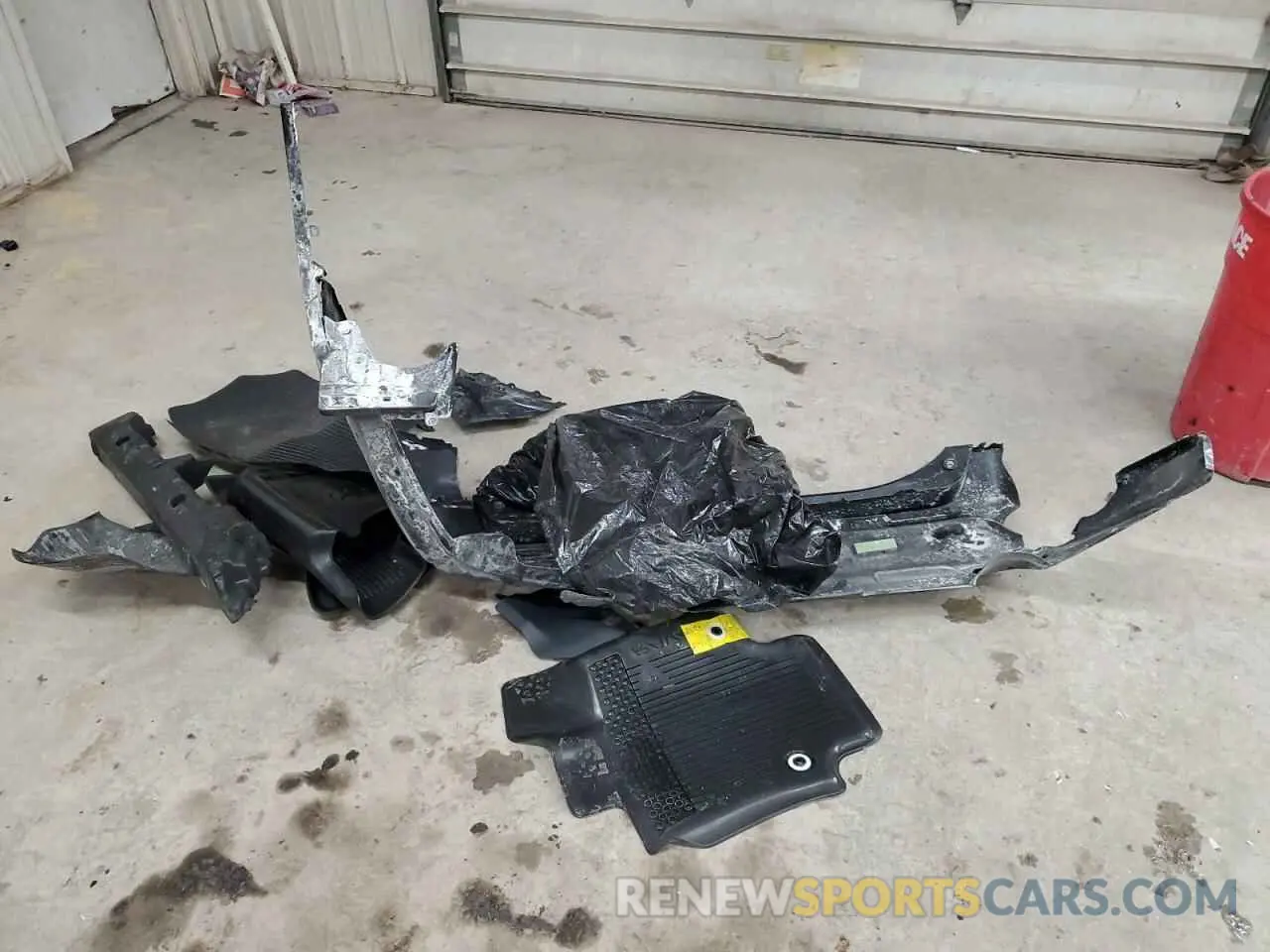 15 Photograph of a damaged car JTMMWRFV4ND163449 TOYOTA RAV4 2022