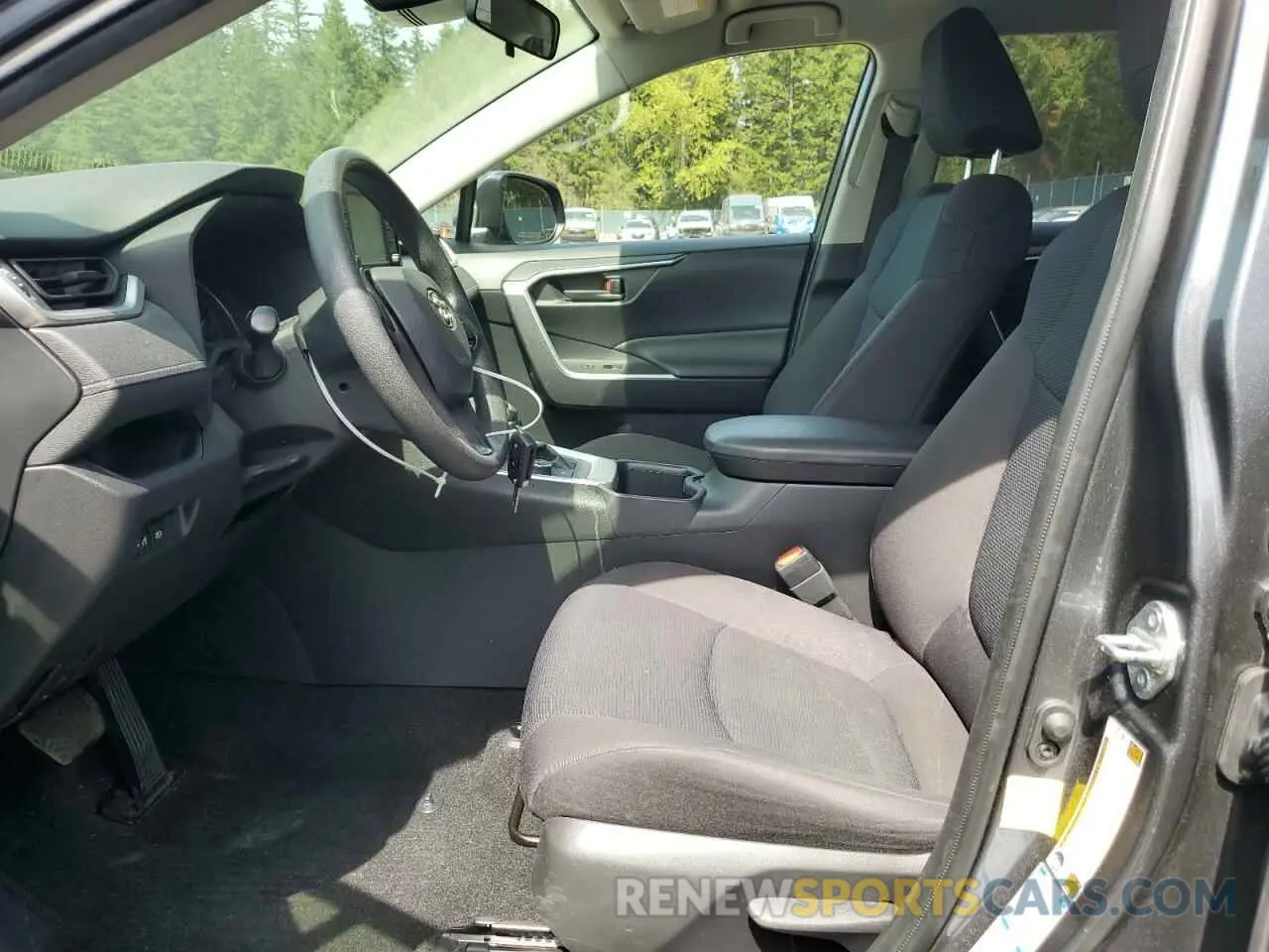 7 Photograph of a damaged car JTMMWRFV6ND144188 TOYOTA RAV4 2022