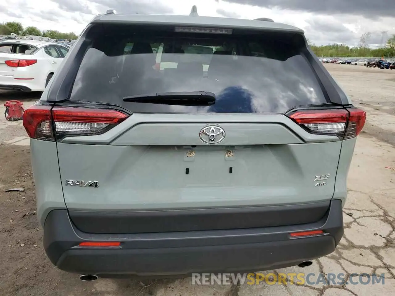 6 Photograph of a damaged car JTMP1RFV5ND086621 TOYOTA RAV4 2022