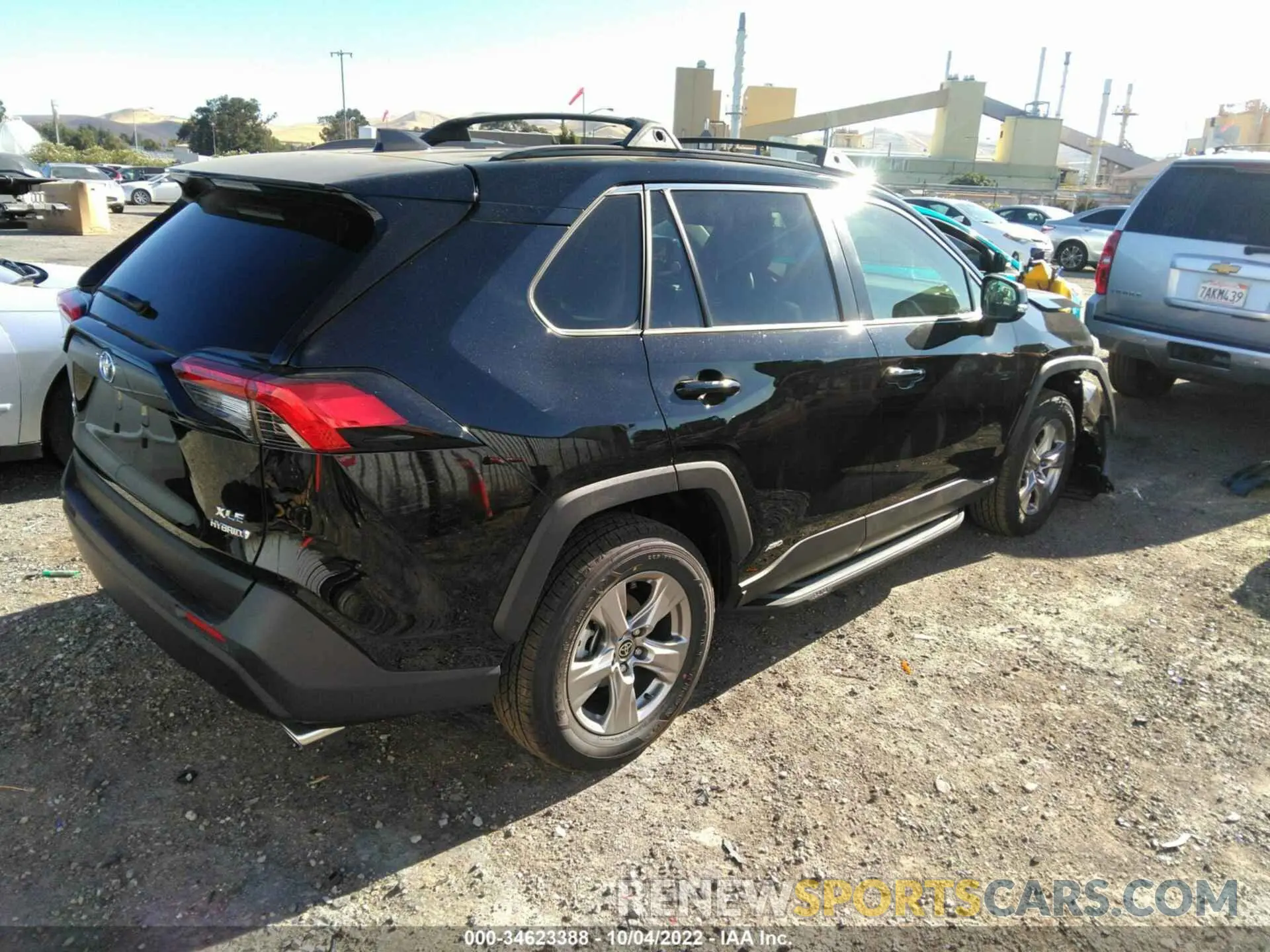 4 Photograph of a damaged car JTMRWRFV1ND154553 TOYOTA RAV4 2022