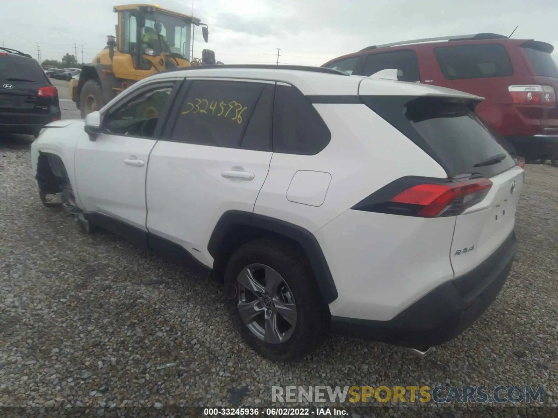 3 Photograph of a damaged car JTMRWRFV2ND562785 TOYOTA RAV4 2022