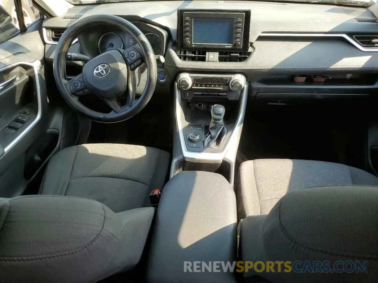 8 Photograph of a damaged car JTMRWRFV4ND150352 TOYOTA RAV4 2022