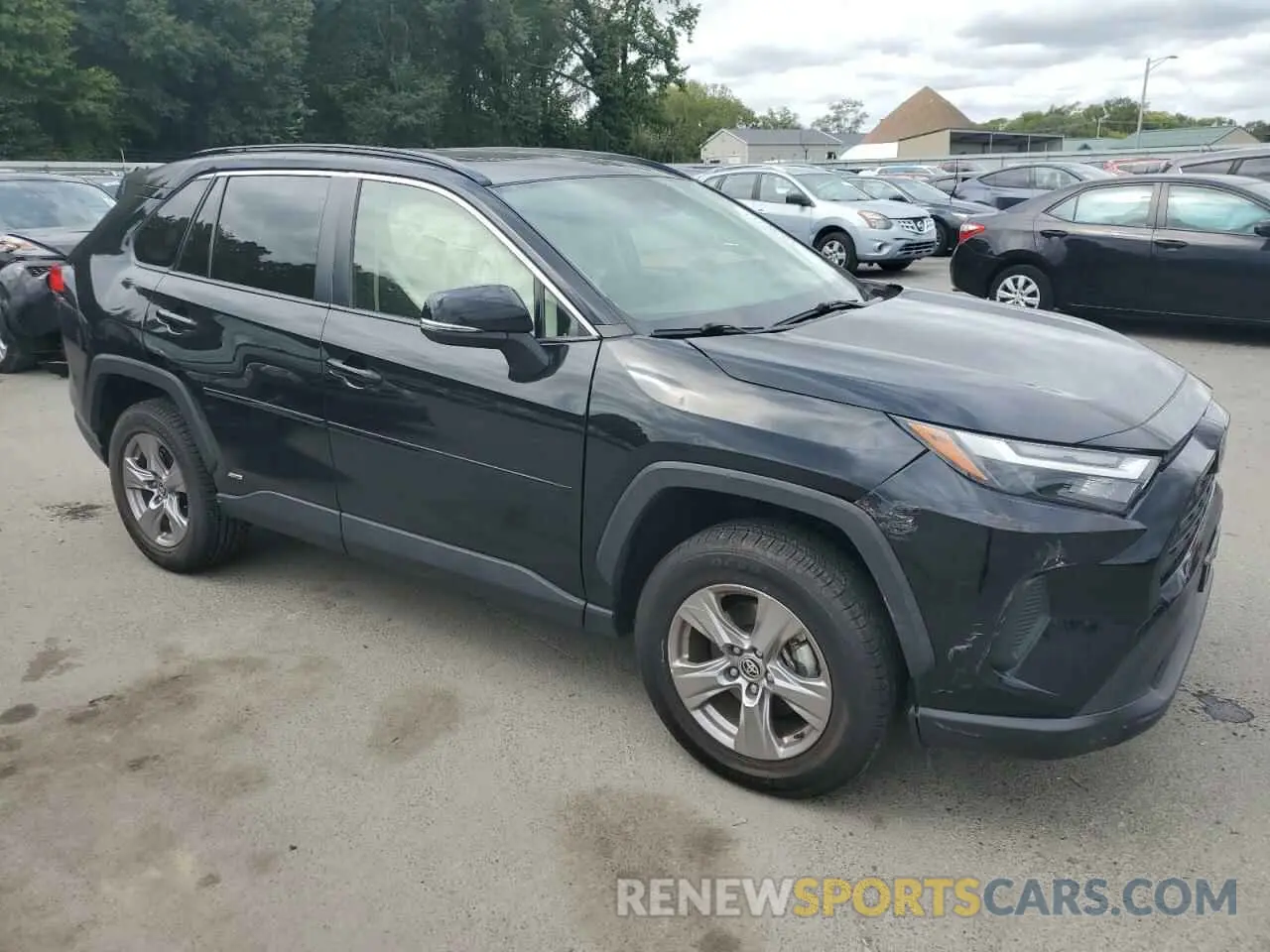 4 Photograph of a damaged car JTMRWRFV5ND153003 TOYOTA RAV4 2022