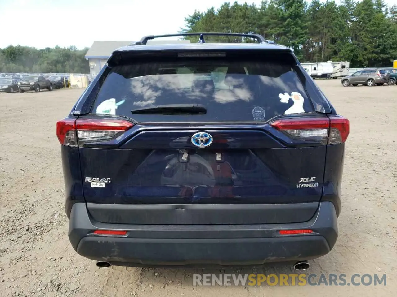 6 Photograph of a damaged car JTMRWRFV7ND567609 TOYOTA RAV4 2022