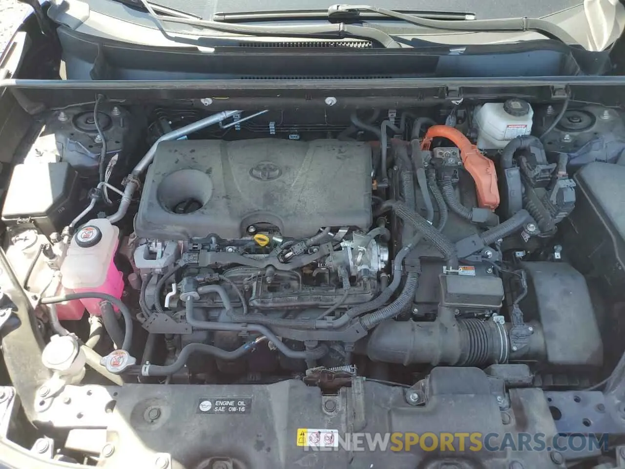 12 Photograph of a damaged car JTMRWRFV8ND141301 TOYOTA RAV4 2022
