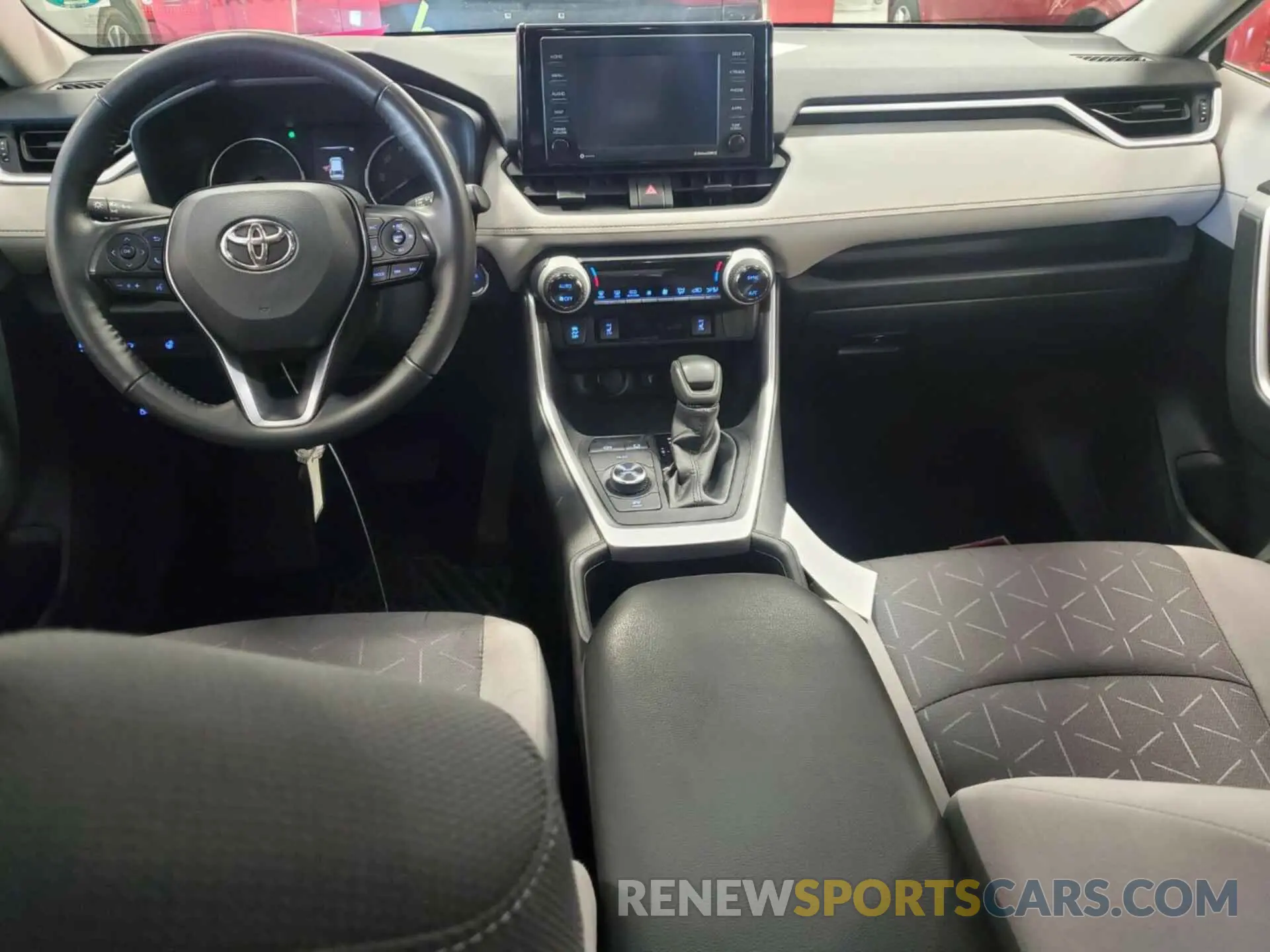 7 Photograph of a damaged car JTMRWRFVXND164532 TOYOTA RAV4 2022