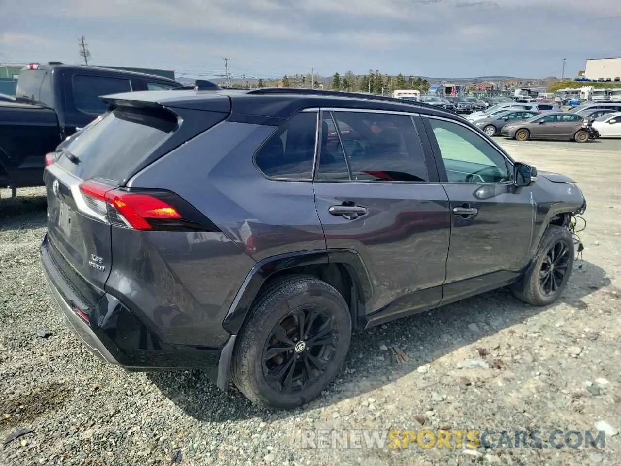 3 Photograph of a damaged car 2T35WRFVXPW176393 TOYOTA RAV4 2023