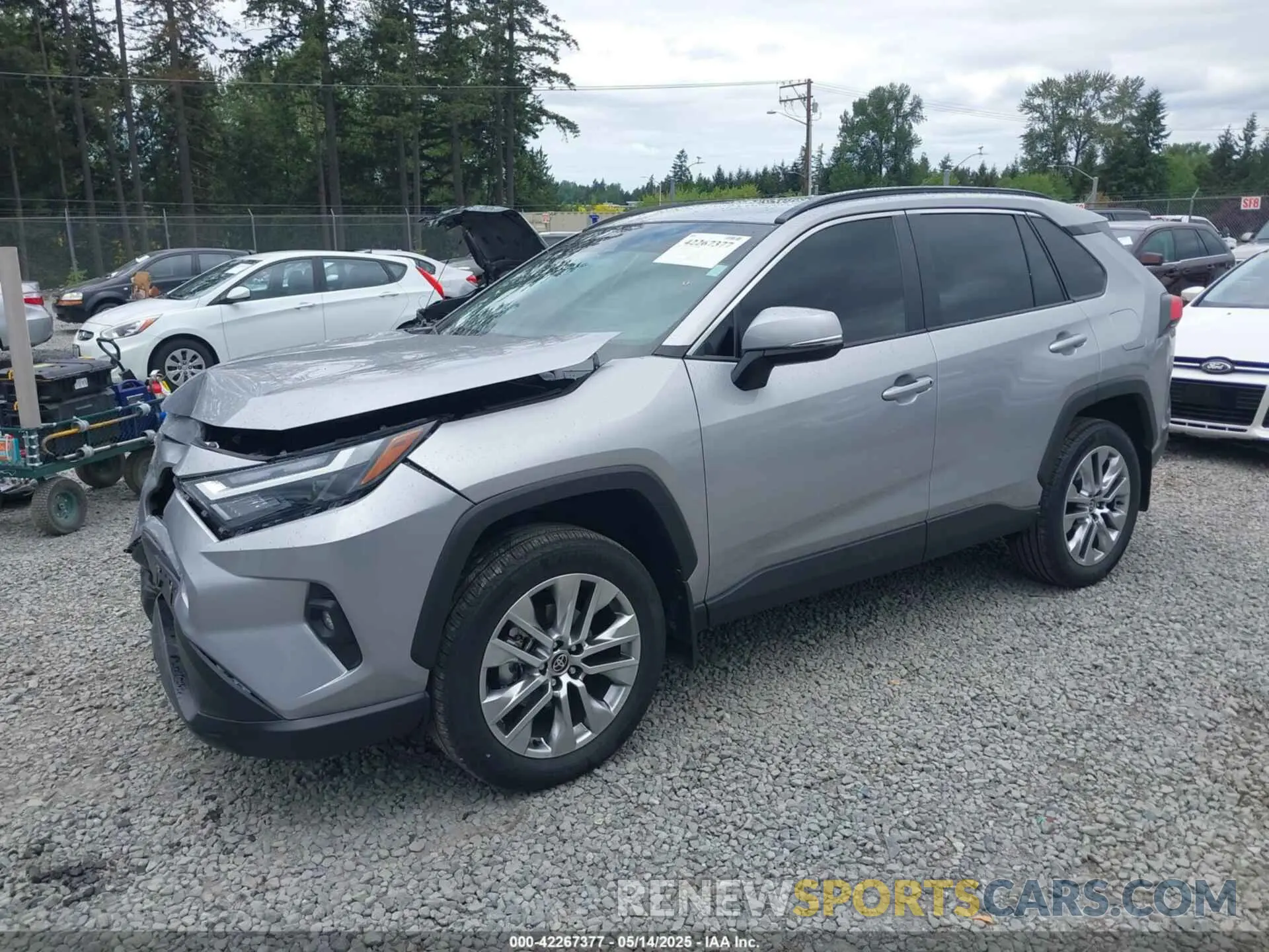 2 Photograph of a damaged car 2T3A1RFV0PC331368 TOYOTA RAV4 2023