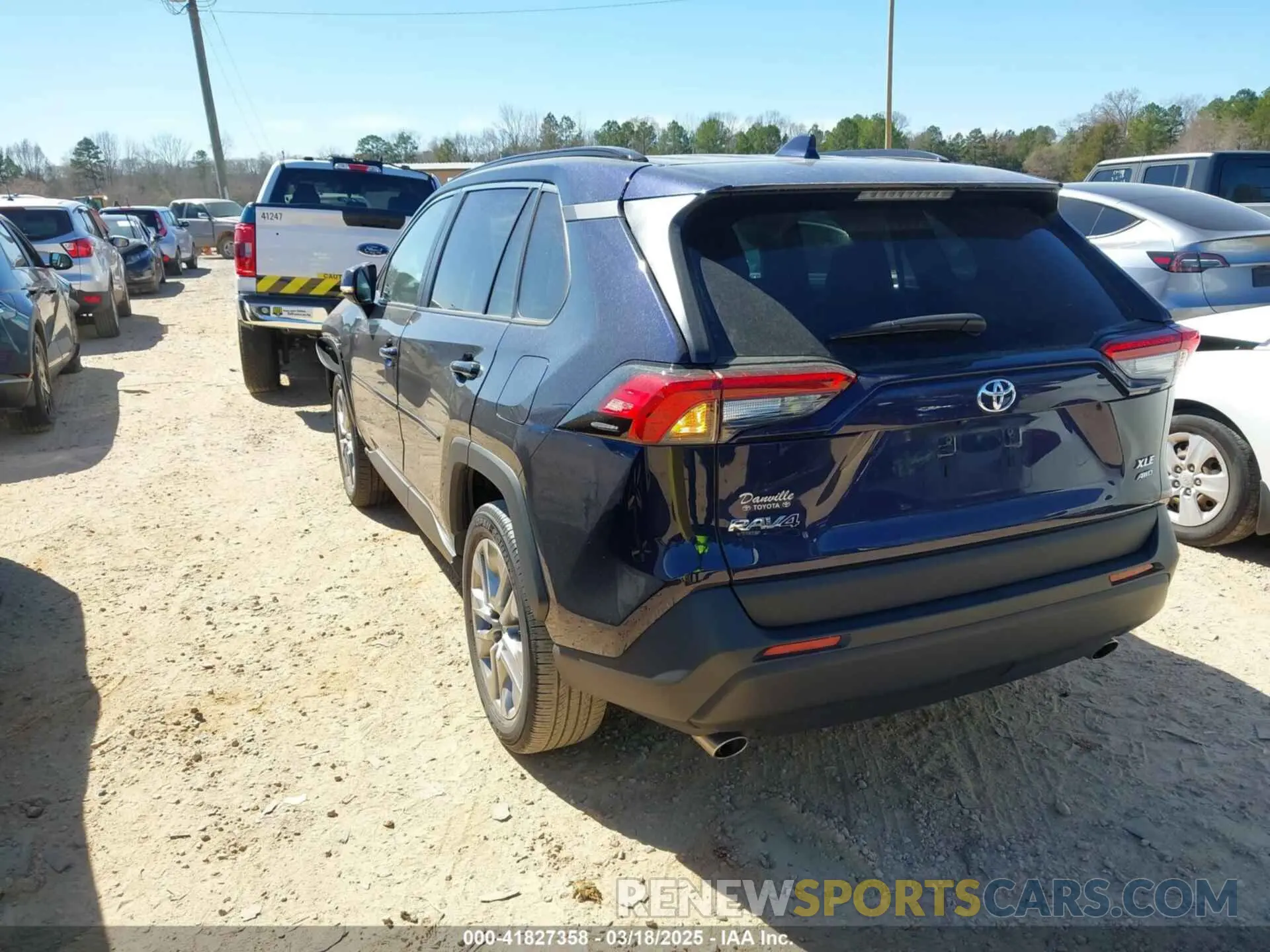3 Photograph of a damaged car 2T3A1RFV0PW376051 TOYOTA RAV4 2023
