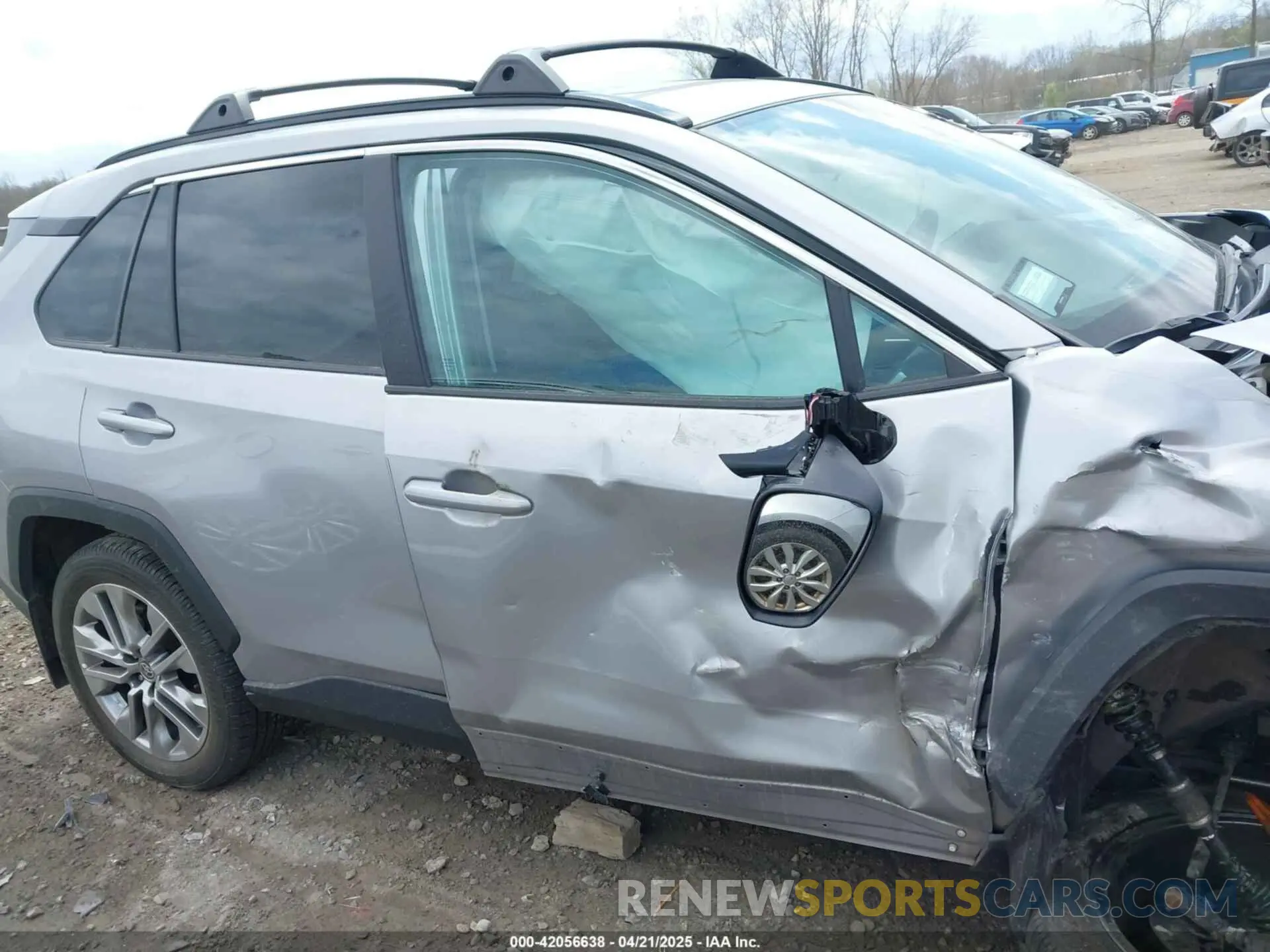13 Photograph of a damaged car 2T3A1RFV1PC357297 TOYOTA RAV4 2023