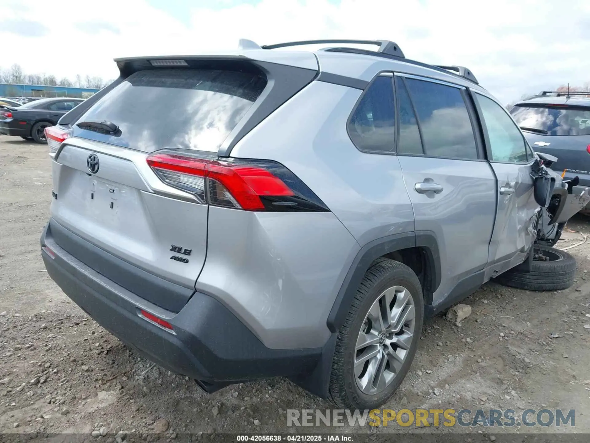 4 Photograph of a damaged car 2T3A1RFV1PC357297 TOYOTA RAV4 2023