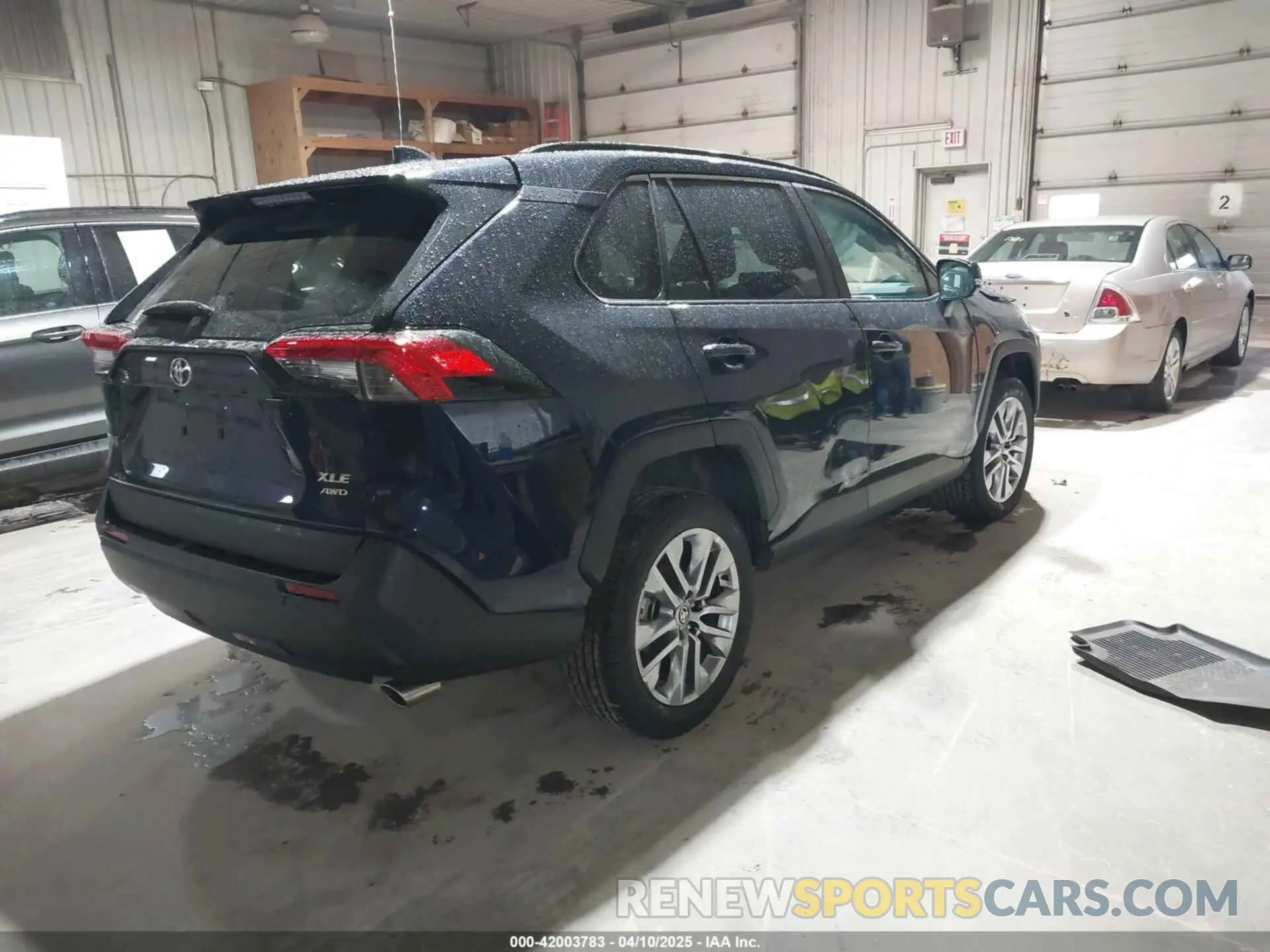 4 Photograph of a damaged car 2T3A1RFV1PW392386 TOYOTA RAV4 2023