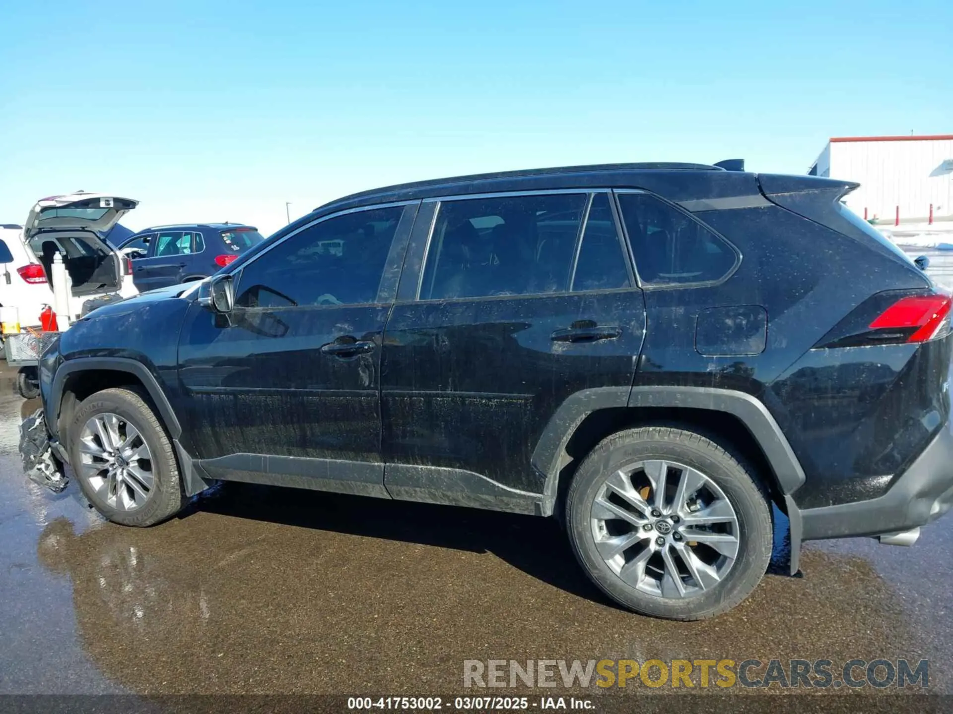 14 Photograph of a damaged car 2T3A1RFV1PW396812 TOYOTA RAV4 2023