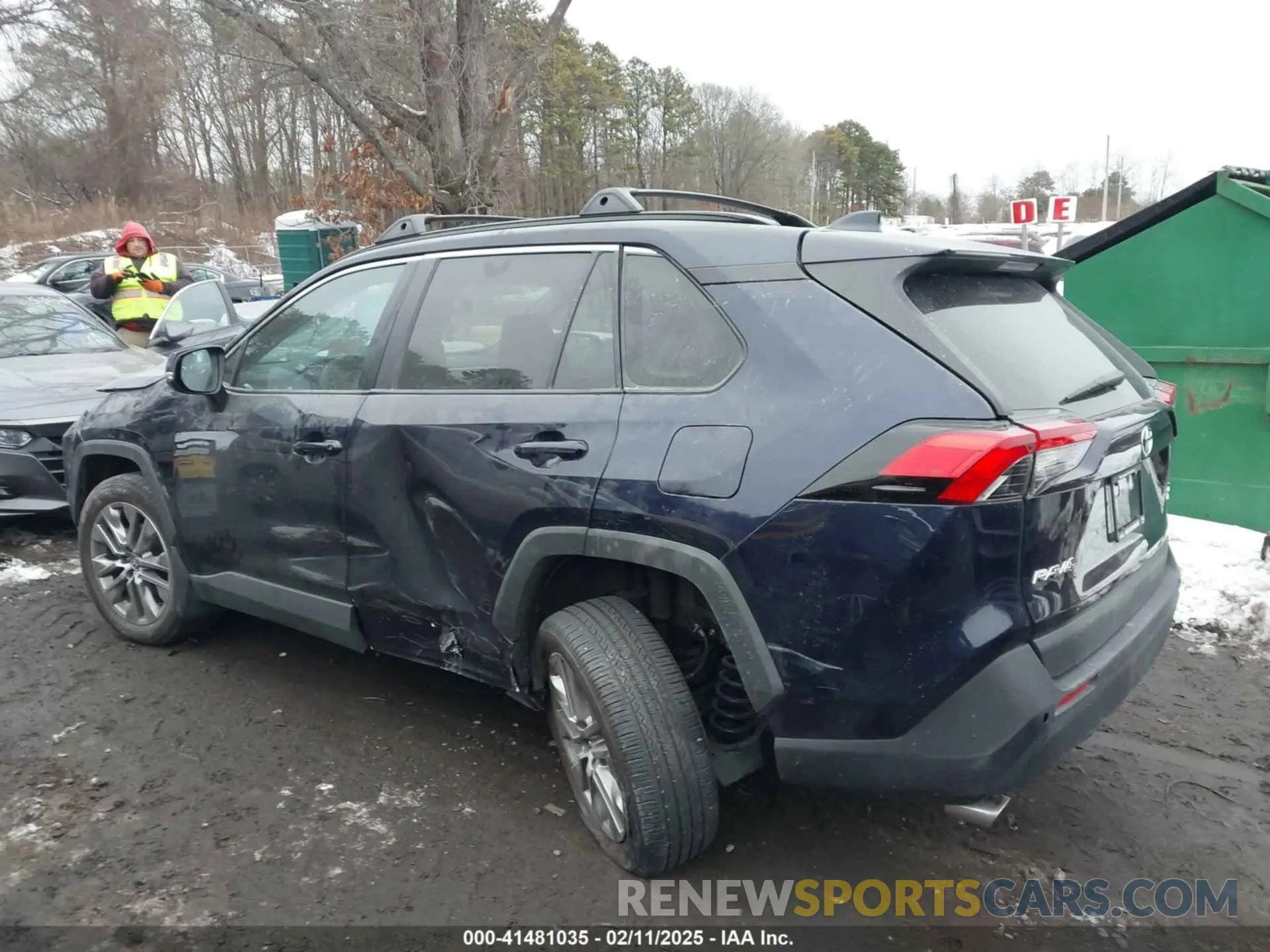 14 Photograph of a damaged car 2T3A1RFV2PW368825 TOYOTA RAV4 2023