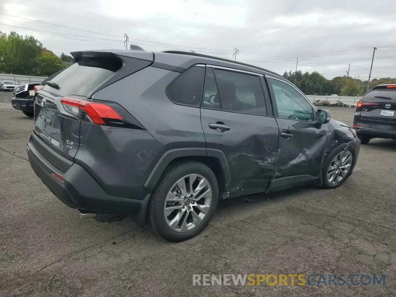 3 Photograph of a damaged car 2T3A1RFV3PC331302 TOYOTA RAV4 2023