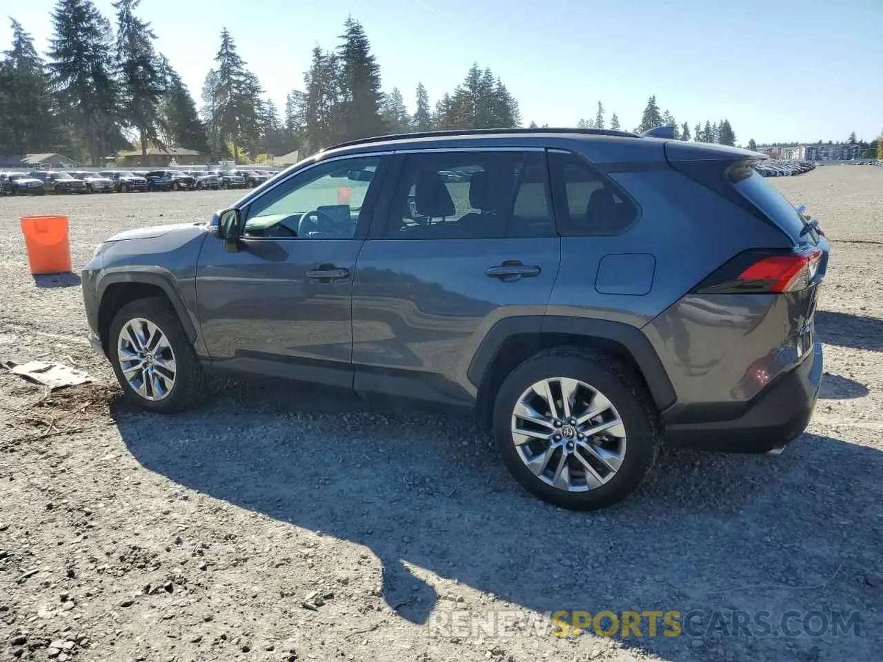2 Photograph of a damaged car 2T3A1RFV4PC361375 TOYOTA RAV4 2023