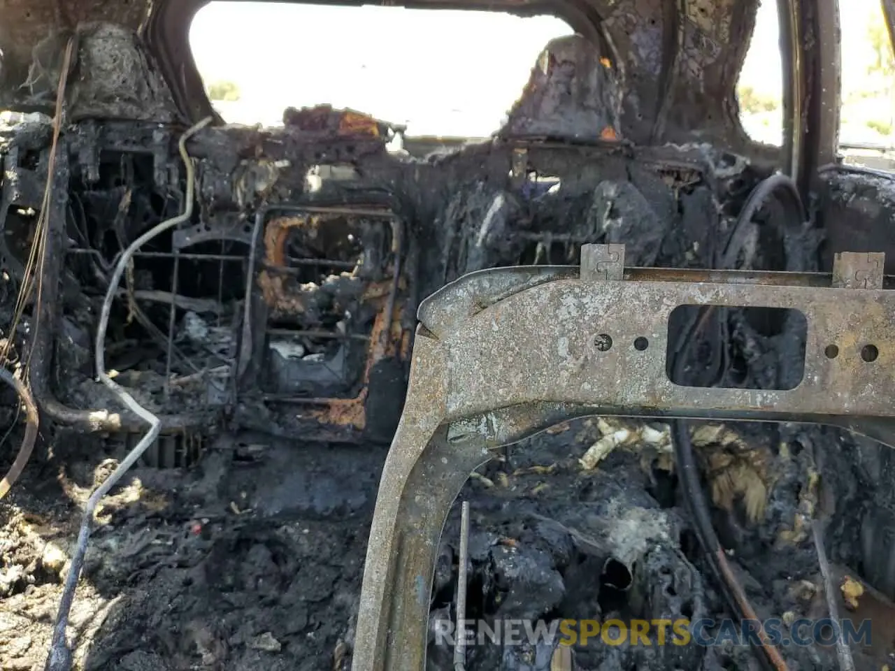 10 Photograph of a damaged car 2T3A1RFV4PW389370 TOYOTA RAV4 2023
