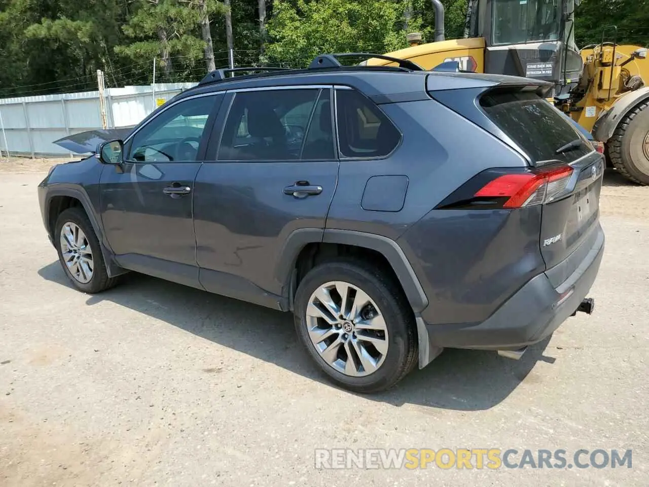 2 Photograph of a damaged car 2T3A1RFV4PW395881 TOYOTA RAV4 2023