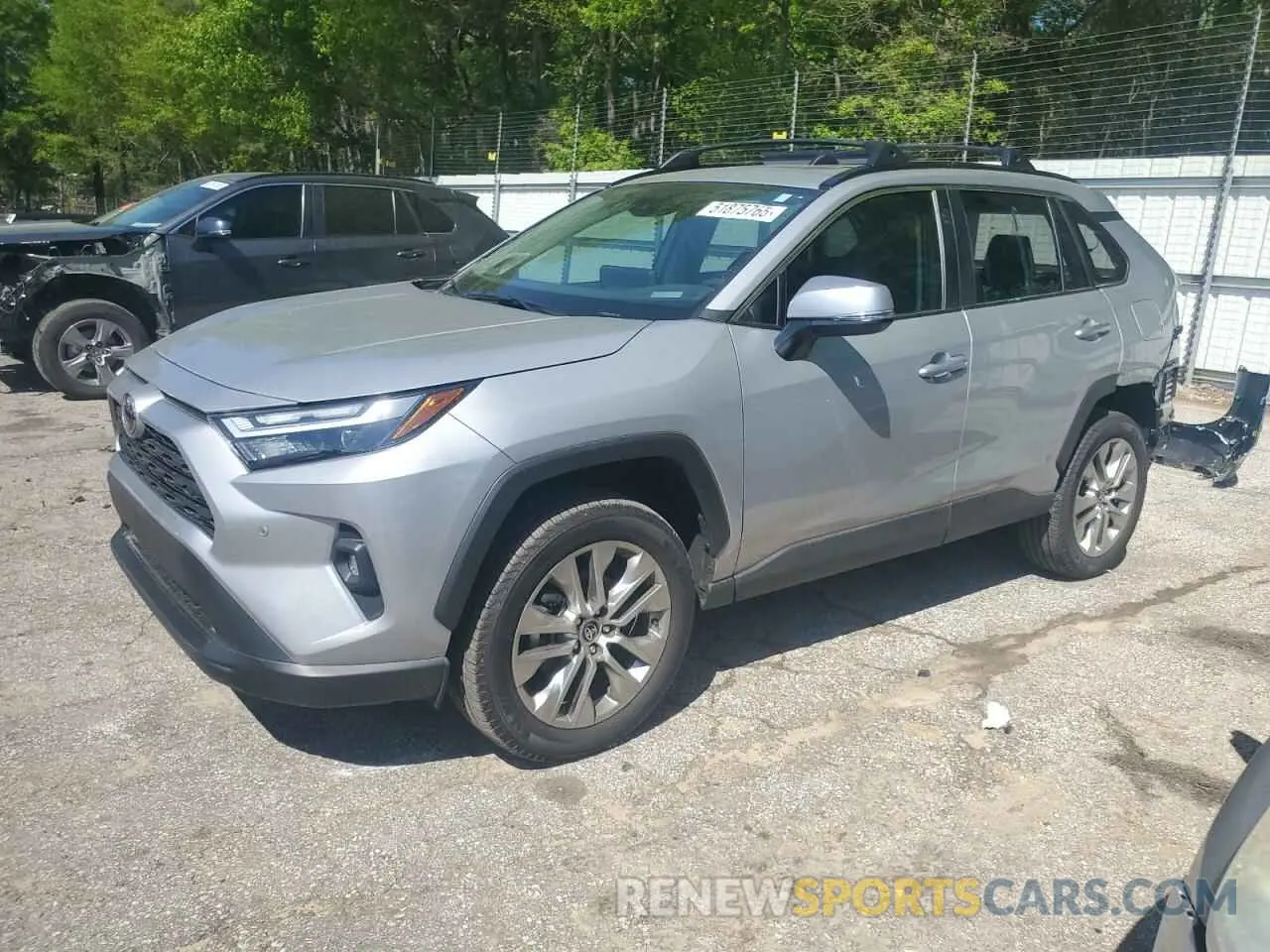 1 Photograph of a damaged car 2T3A1RFV4PW405924 TOYOTA RAV4 2023