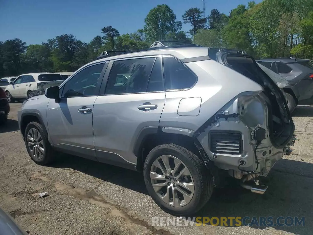 2 Photograph of a damaged car 2T3A1RFV4PW405924 TOYOTA RAV4 2023