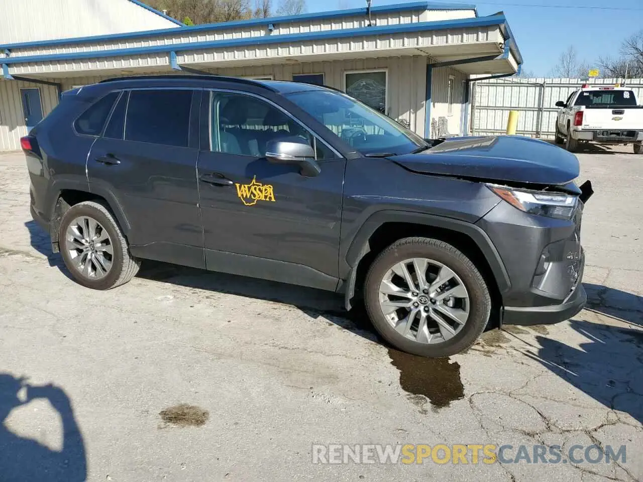 4 Photograph of a damaged car 2T3A1RFV6PC389047 TOYOTA RAV4 2023