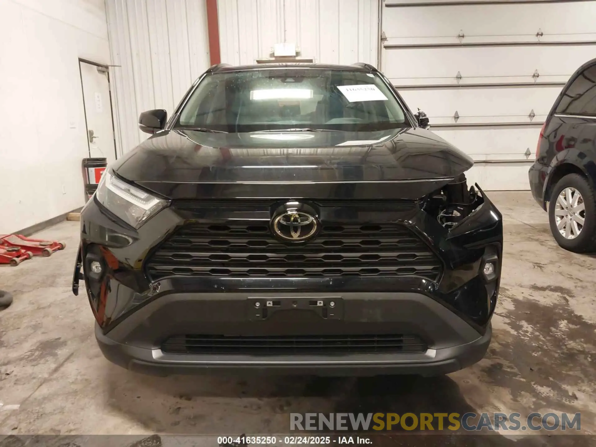 13 Photograph of a damaged car 2T3A1RFV6PC392062 TOYOTA RAV4 2023