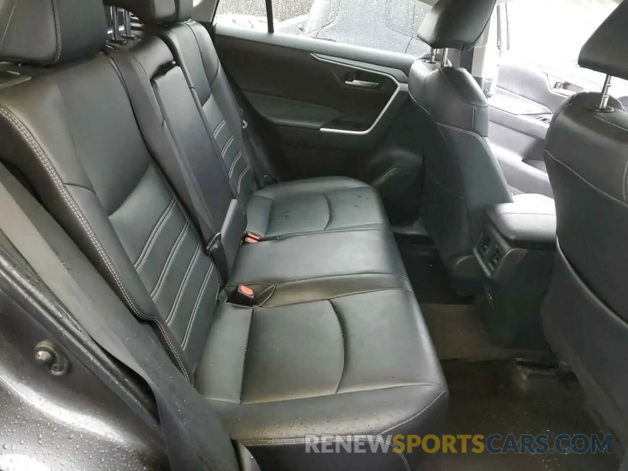12 Photograph of a damaged car 2T3A1RFV7PC350144 TOYOTA RAV4 2023