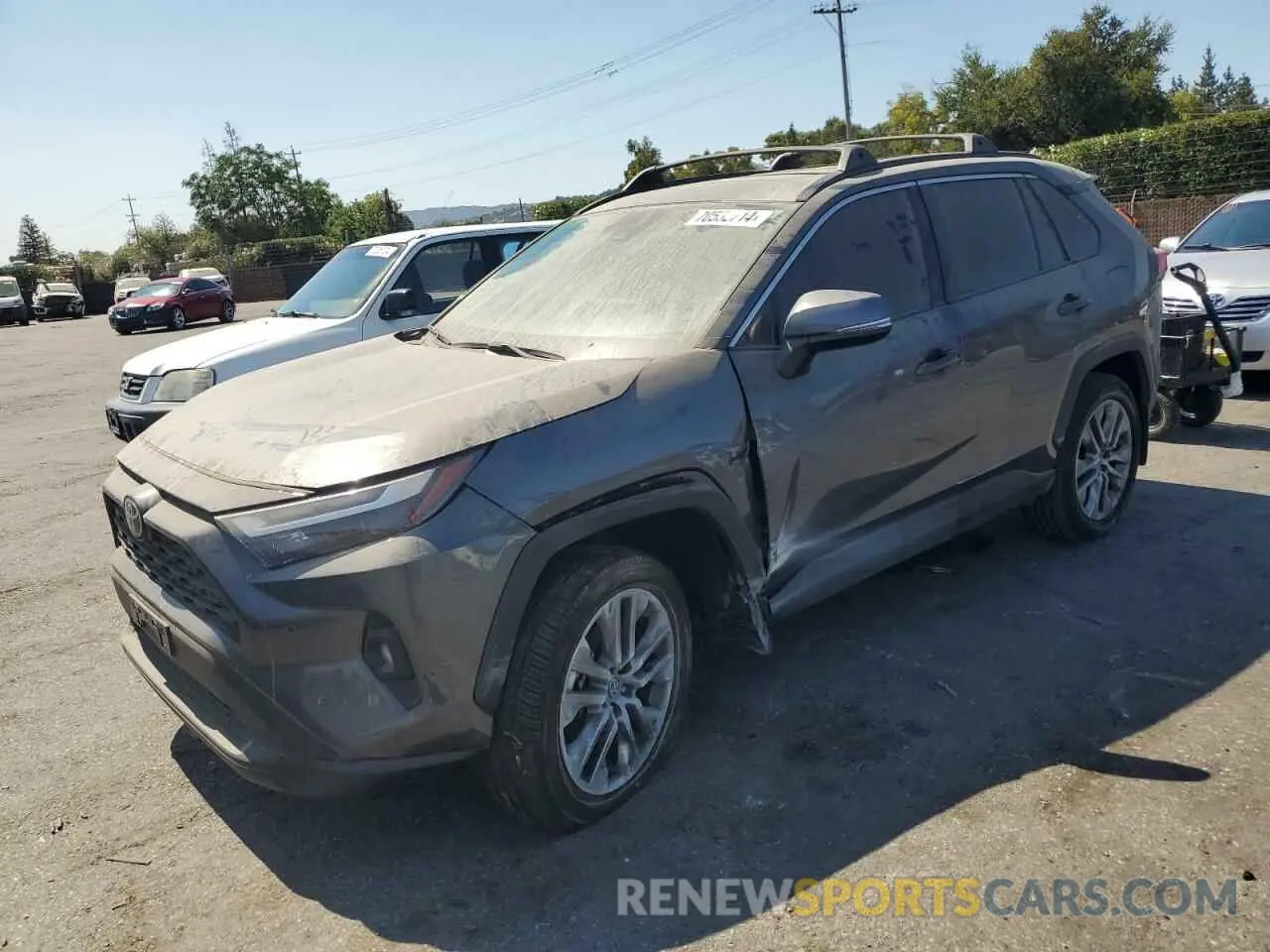 1 Photograph of a damaged car 2T3A1RFV8PC361136 TOYOTA RAV4 2023
