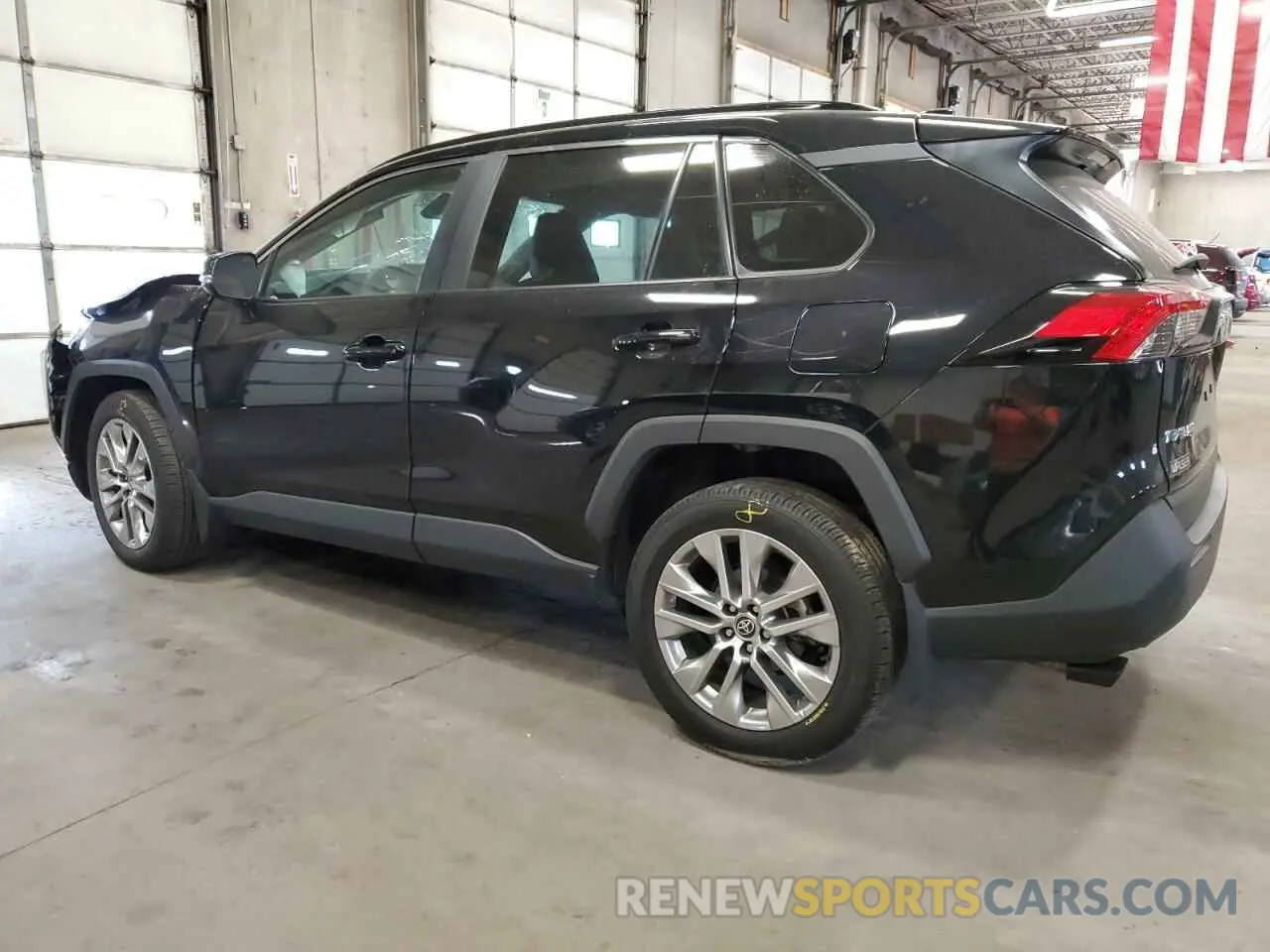 2 Photograph of a damaged car 2T3A1RFV8PC381385 TOYOTA RAV4 2023