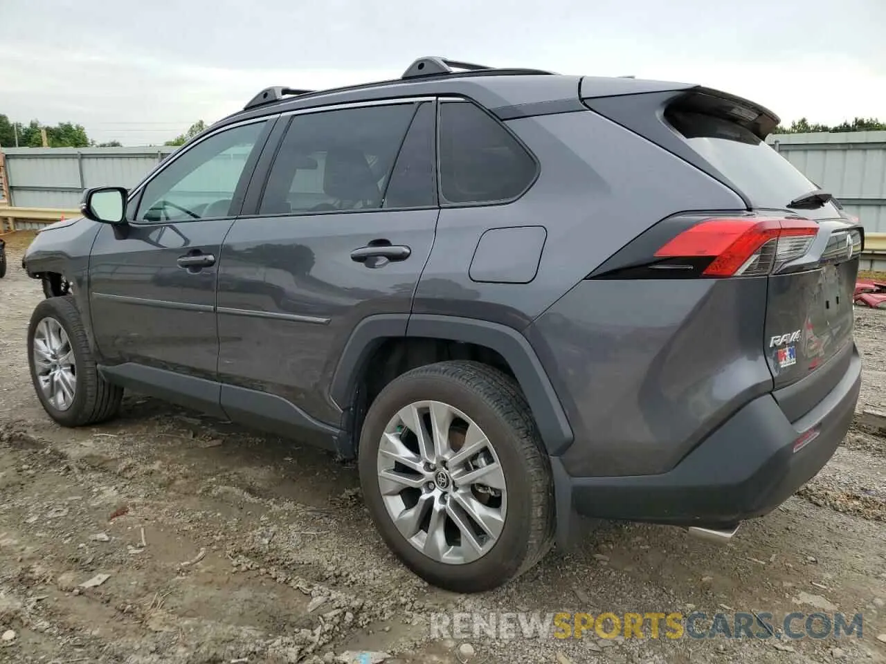 2 Photograph of a damaged car 2T3A1RFV8PC390992 TOYOTA RAV4 2023