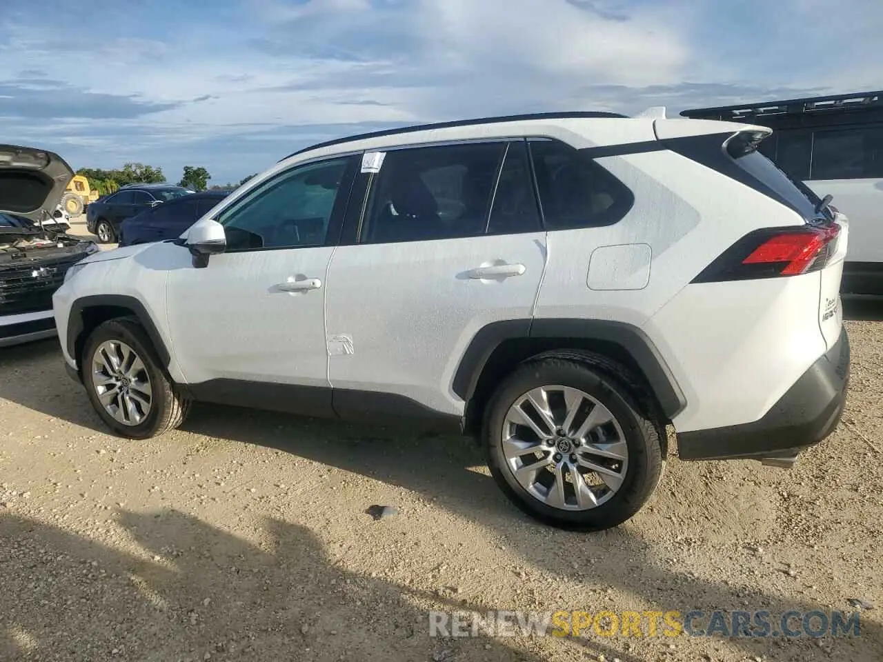 2 Photograph of a damaged car 2T3A1RFV8PW398766 TOYOTA RAV4 2023